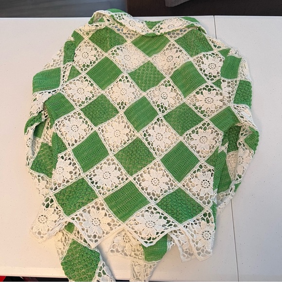 Zara Green & White Button Front Crochet Top Size small - Picture 8 of 8